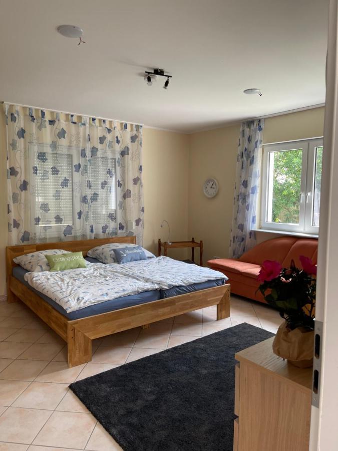 Вилла Familienfreundliches Ferienhaus An Der Stadtgrenze Zu Berlin Малов Экстерьер фото